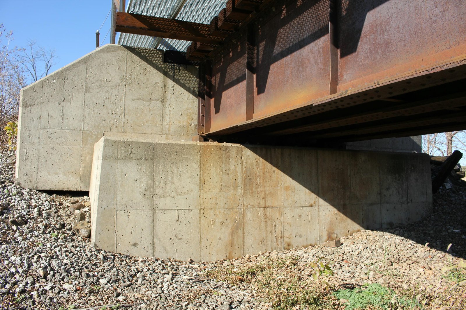 West abutment